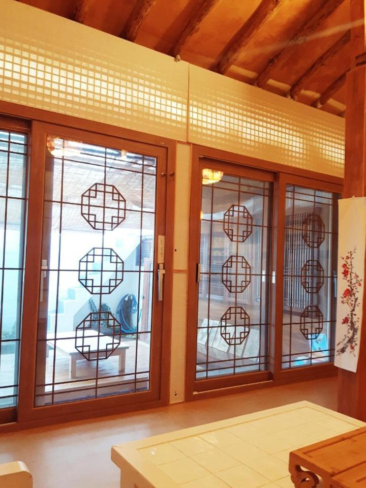 Yujeong Hanok Guesthouse Мокпо Экстерьер фото